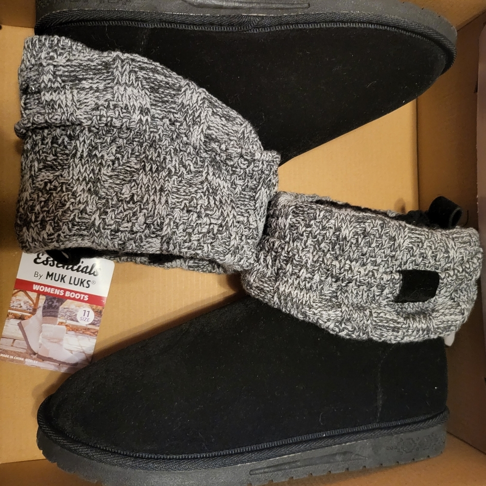 NEW MUK LUKS WOMEN'S LAUREL FLAT SWEATER KNIT ANKLE BOOTS sz 11 BLACK 1000072